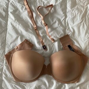 NWOT Victoria’s Secret Bare Very Sexy Push-Up Strapless Bra, 38DD